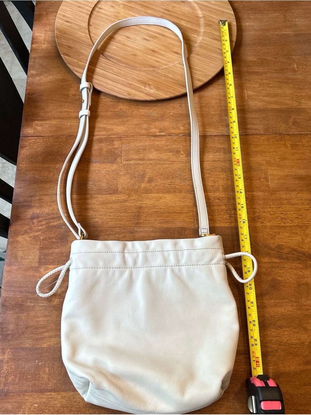 Minimalist Cream Leather Crossbody Bag with Adjustable Strap